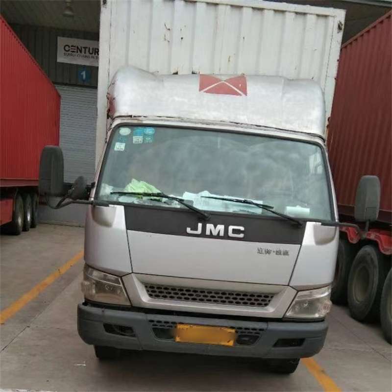 睢县霍城县：物流专线的高效货运之旅