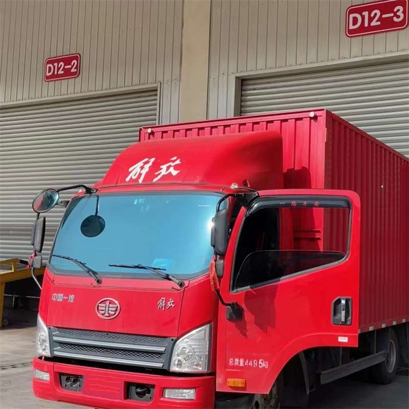 睢县阿拉尔市物流专线：大件快运与进仓出口的高效之旅