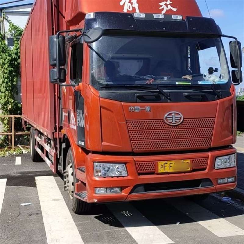 睢县罗平县进仓物流：专线直达的多元货运之旅